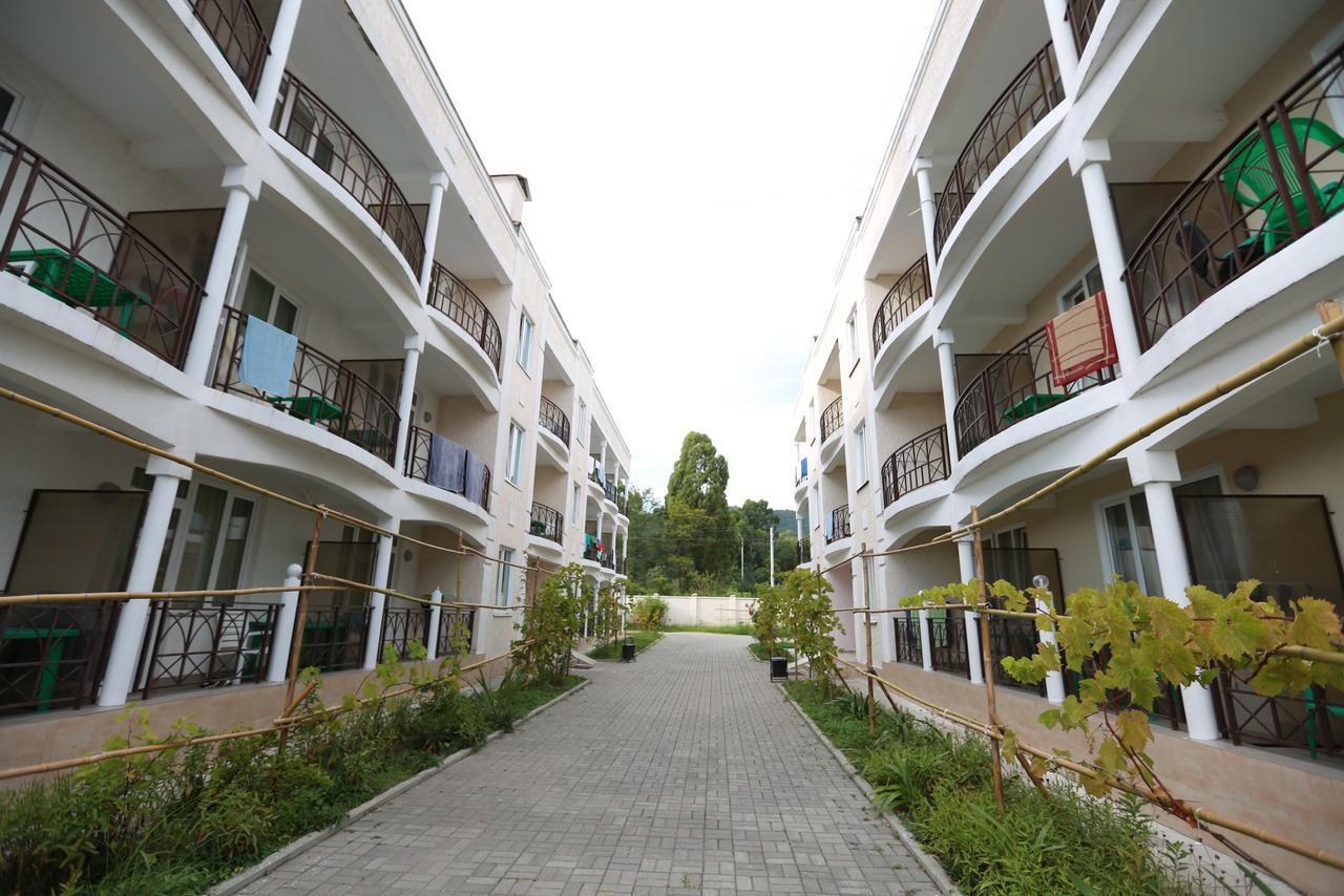 New Athos Anakopia Club Hotel מראה חיצוני תמונה